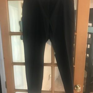 NWT Liz Claiborne Slim Leg